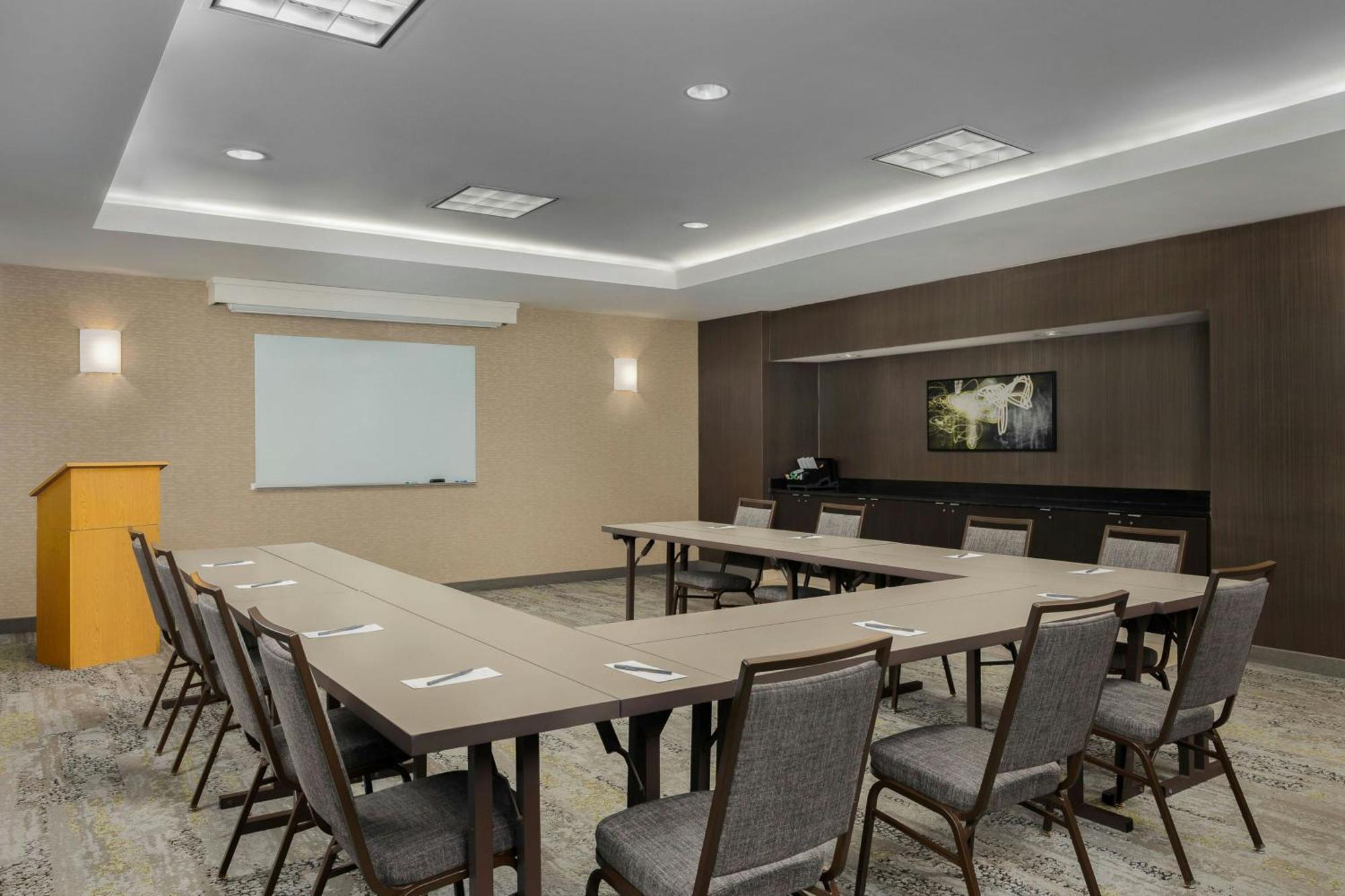 Courtyard By Marriott Houston Rice University Exterior foto