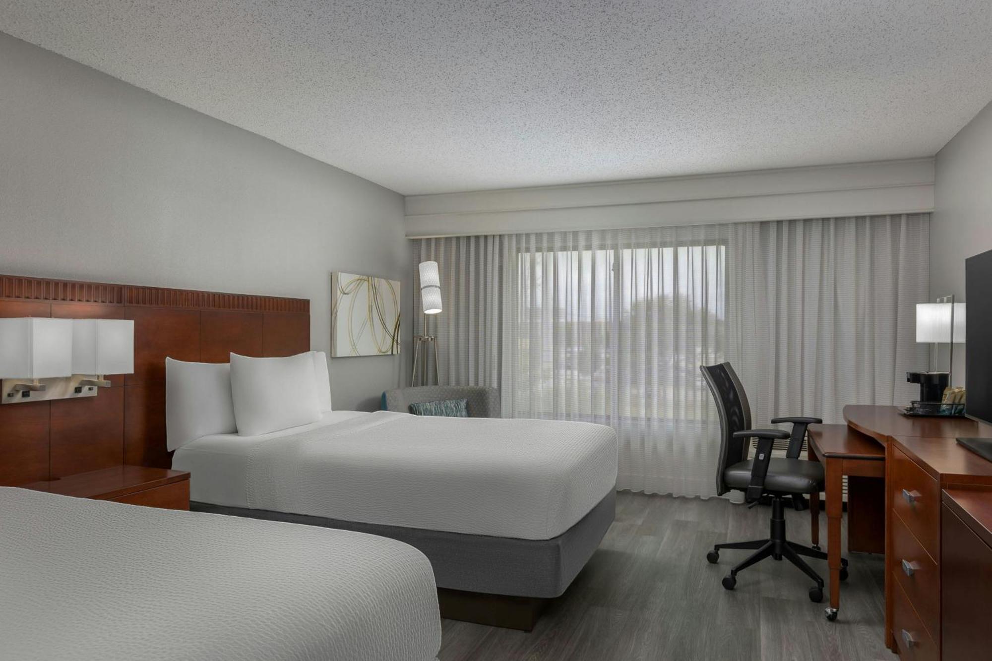 Courtyard By Marriott Houston Rice University Exterior foto